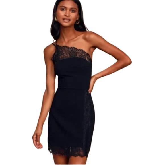 Free People Dresses & Skirts - NWT FREE PEOPLE Black One Shoulder Lace Dress